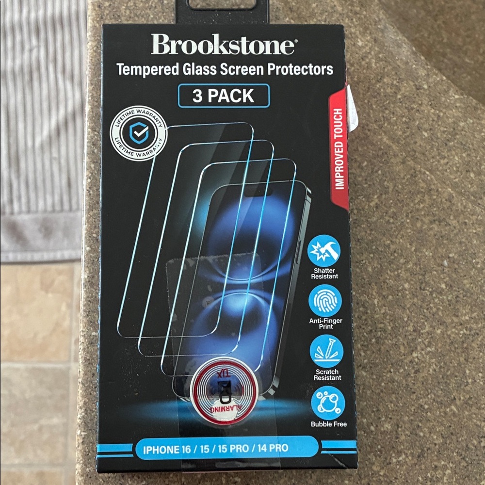 iPhone 16/15/15 pro/14 pro screen protectors